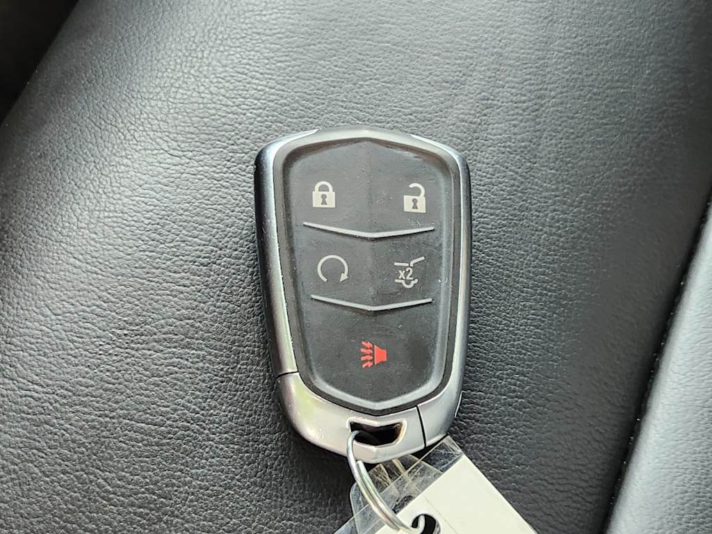 Thumbnail: 2023 Cadillac XT4 - 18