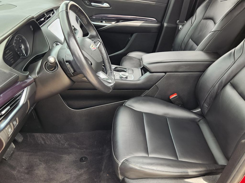 Thumbnail: 2023 Cadillac XT4 - 10