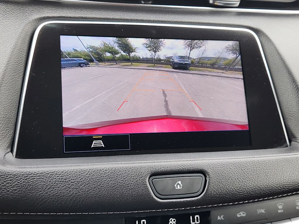 Thumbnail: 2023 Cadillac XT4 - 25