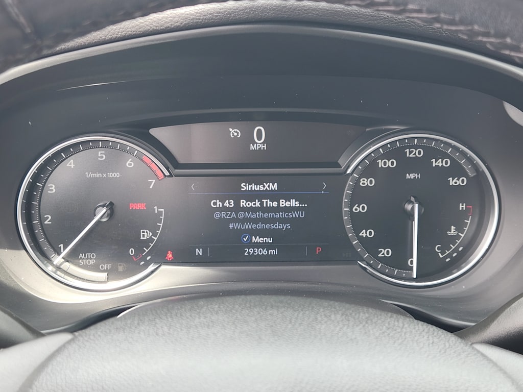 Thumbnail: 2023 Cadillac XT4 - 16