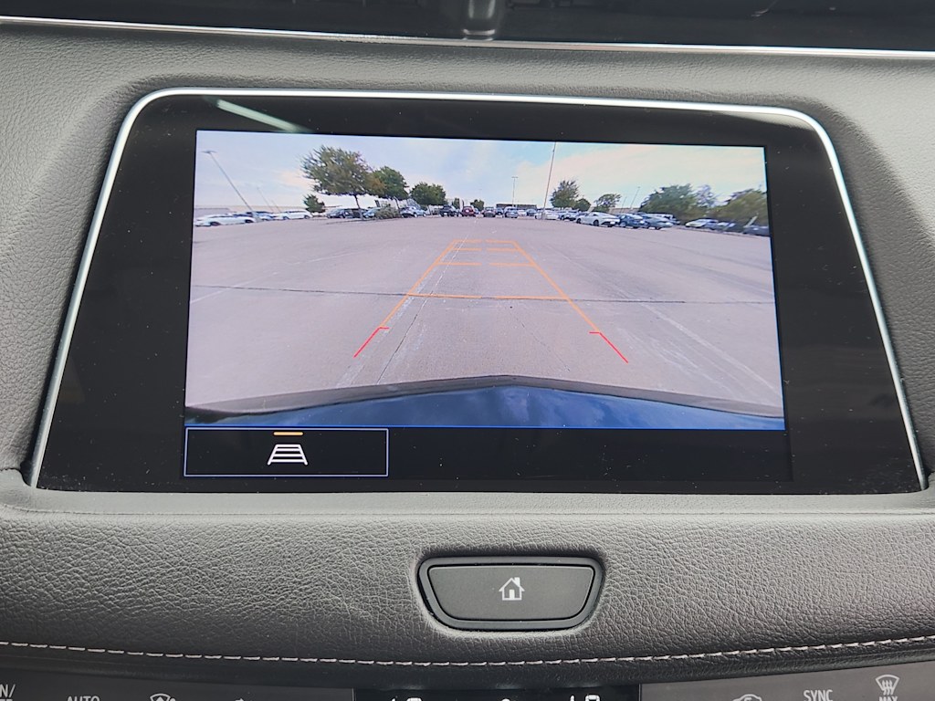 Thumbnail: 2023 Cadillac XT4 - 25