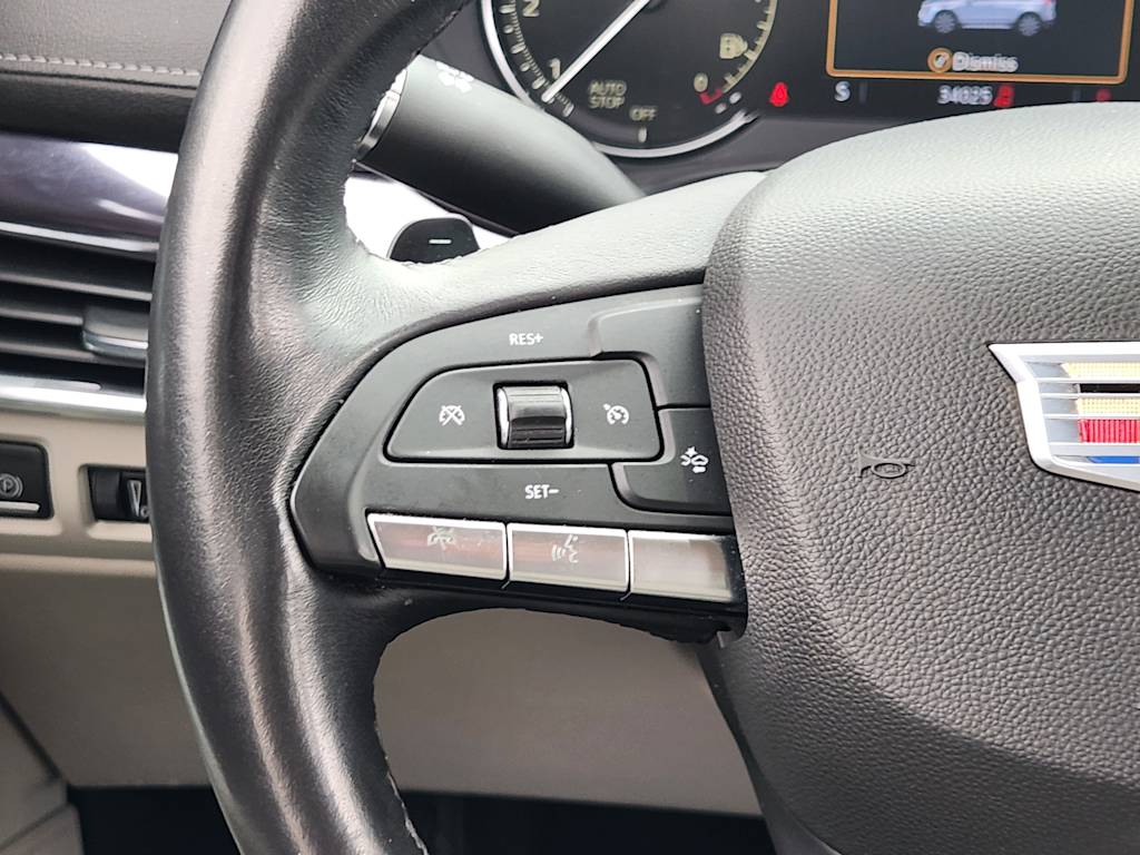 Thumbnail: 2023 Cadillac XT4 - 31