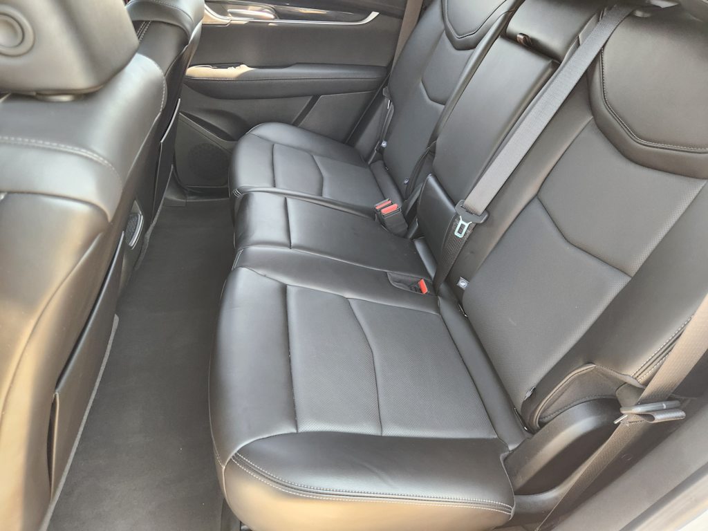 Thumbnail: 2024 Cadillac XT5 - 21