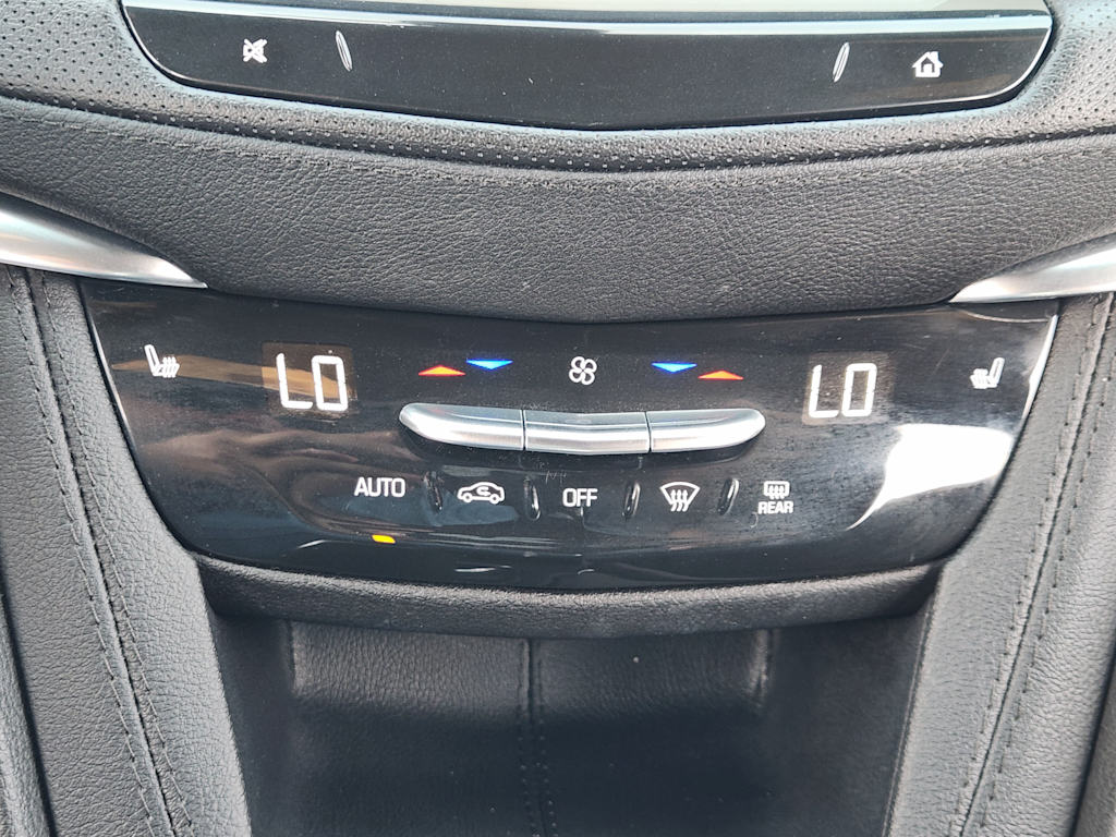 Thumbnail: 2024 Cadillac XT5 - 26