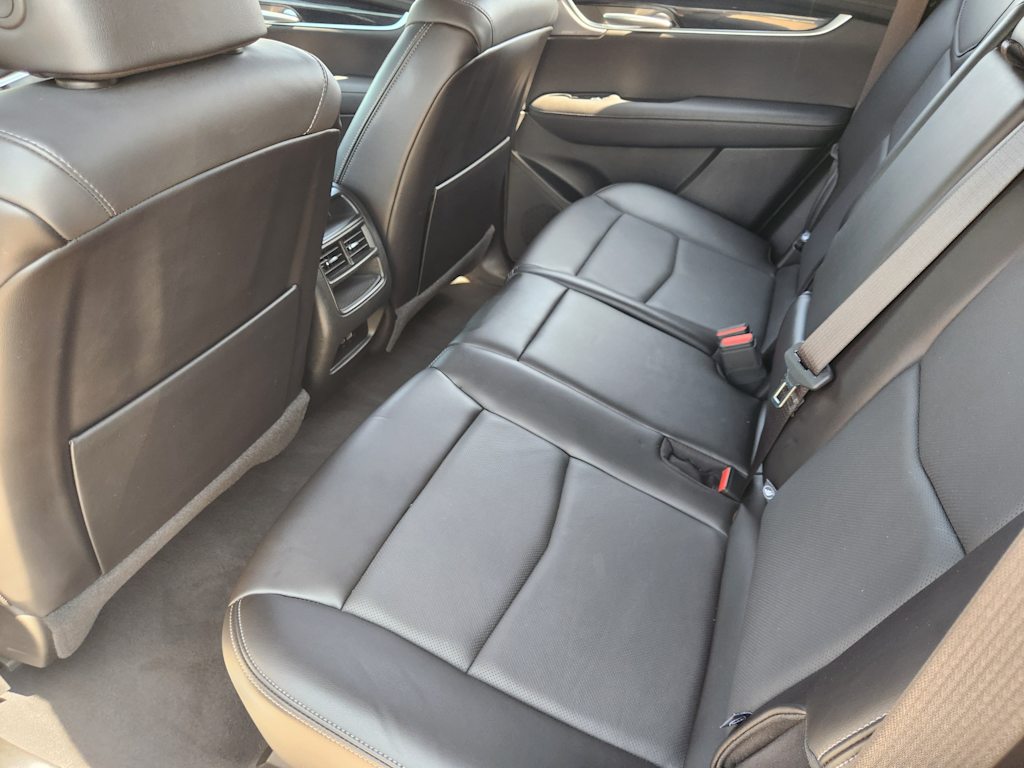 Thumbnail: 2024 Cadillac XT5 - 13