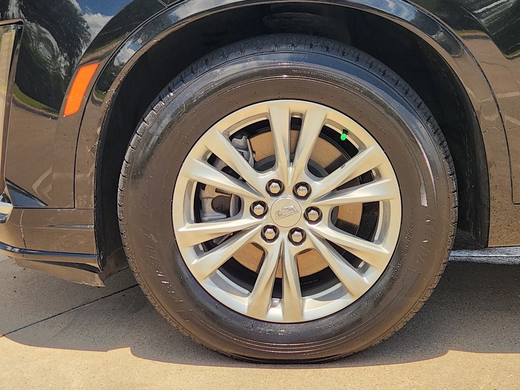 Thumbnail: 2022 Cadillac XT6 - 23