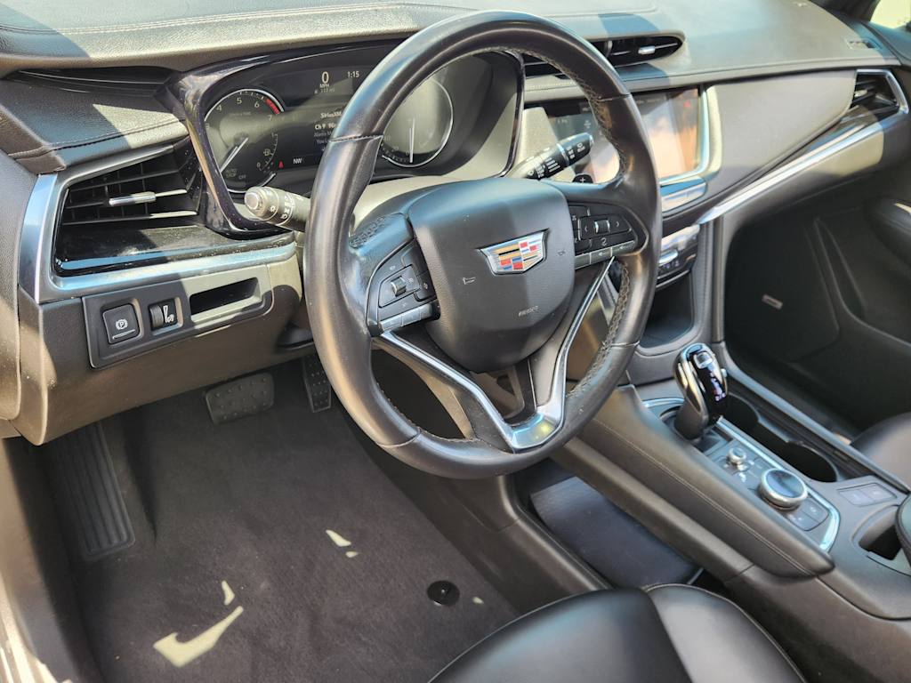 Thumbnail: 2022 Cadillac XT6 - 2