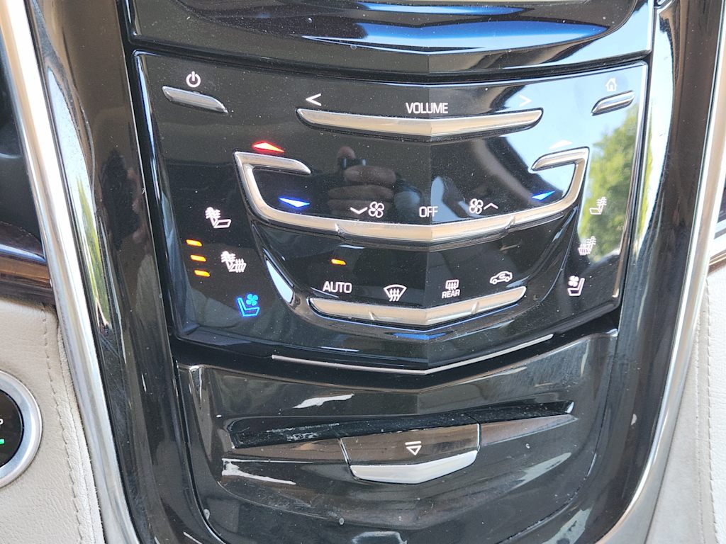 2015 Cadillac Escalade ESV Luxury 27