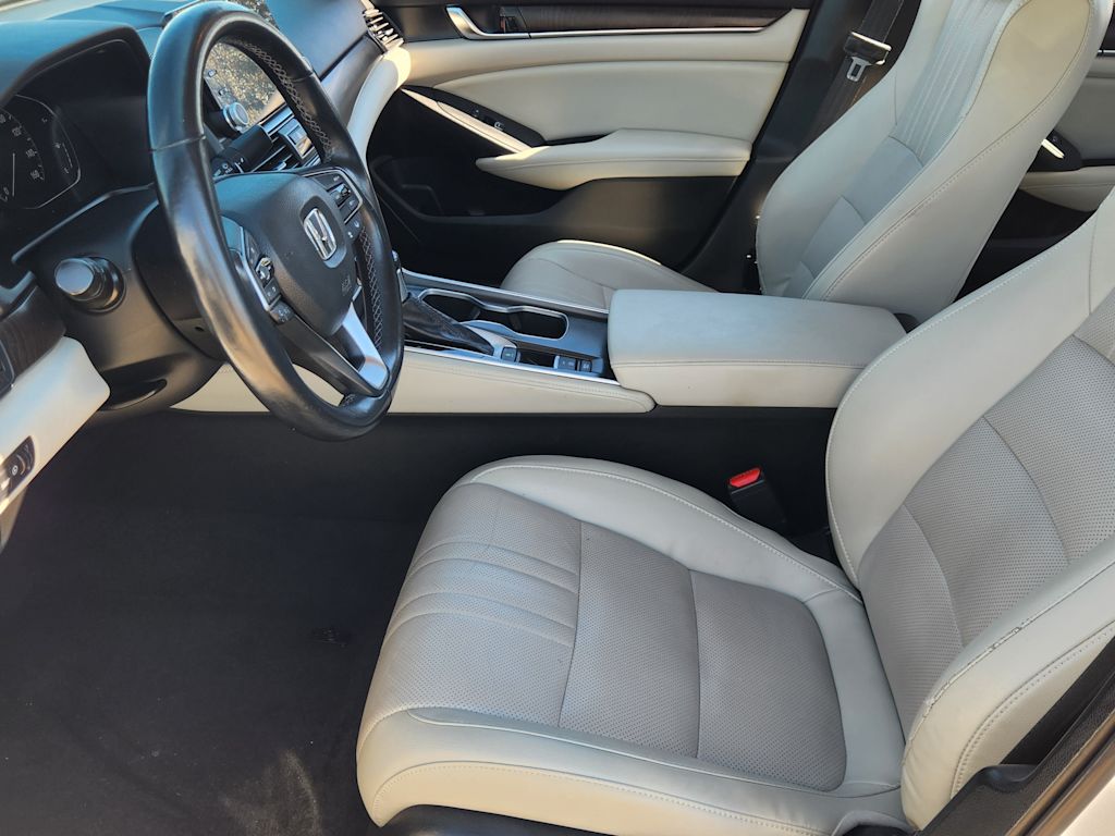 Thumbnail: 2018 Honda Accord - 11