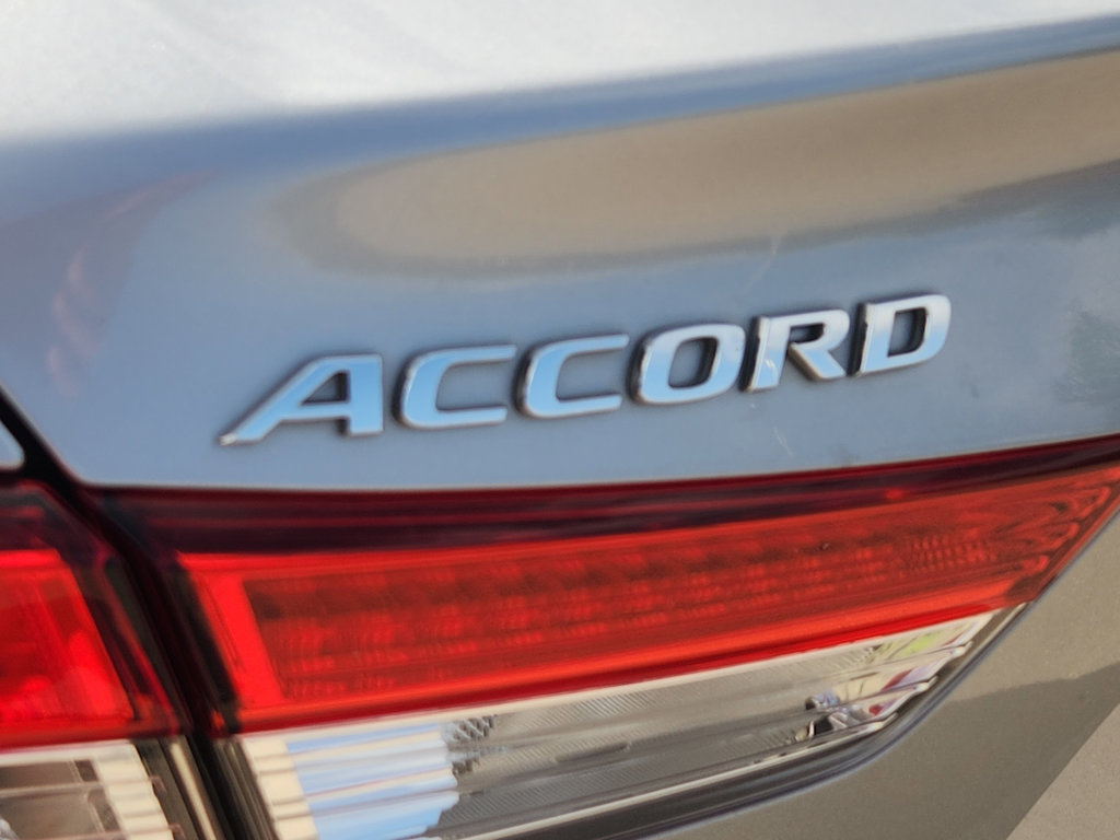 Thumbnail: 2018 Honda Accord - 9