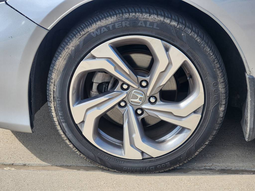 Thumbnail: 2018 Honda Accord - 6