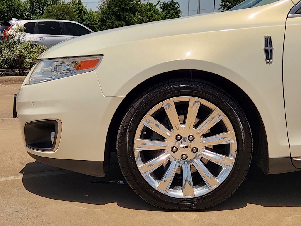 Thumbnail: 2012 Lincoln MKS - 8