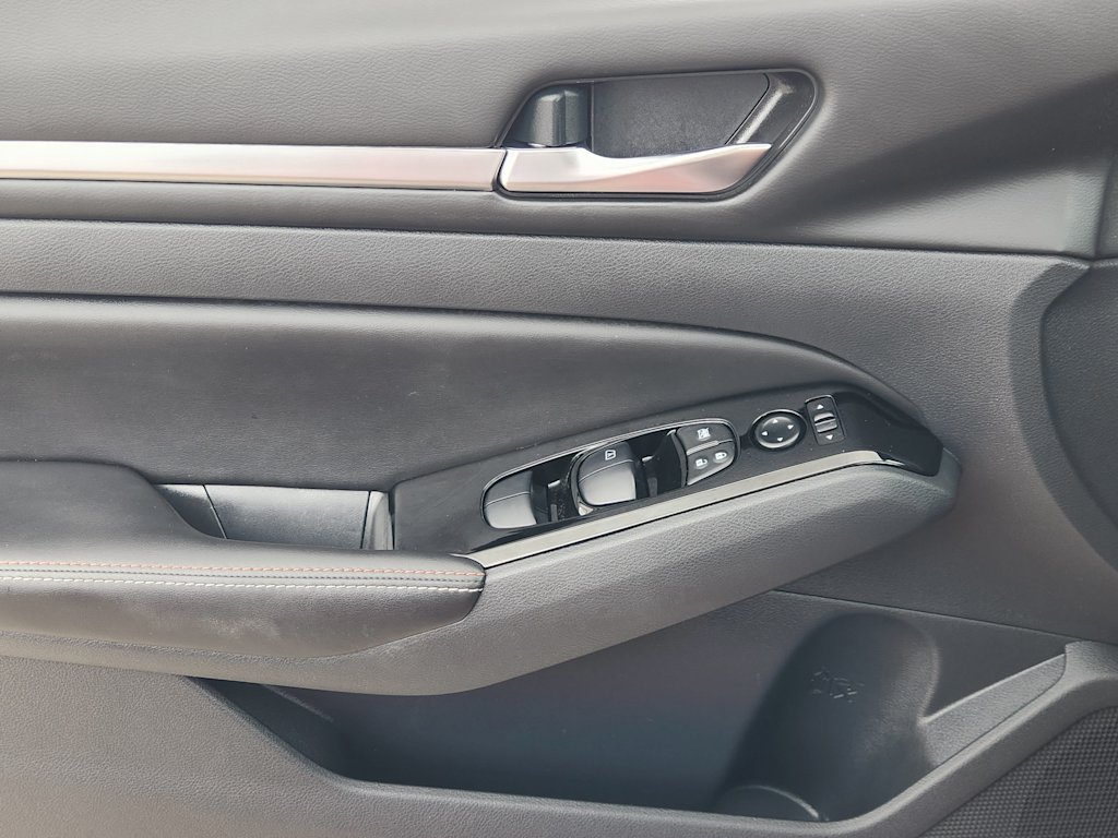 Thumbnail: 2024 Nissan Altima - 30