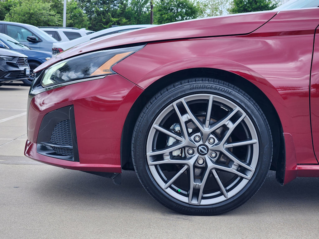 Thumbnail: 2024 Nissan Altima - 8