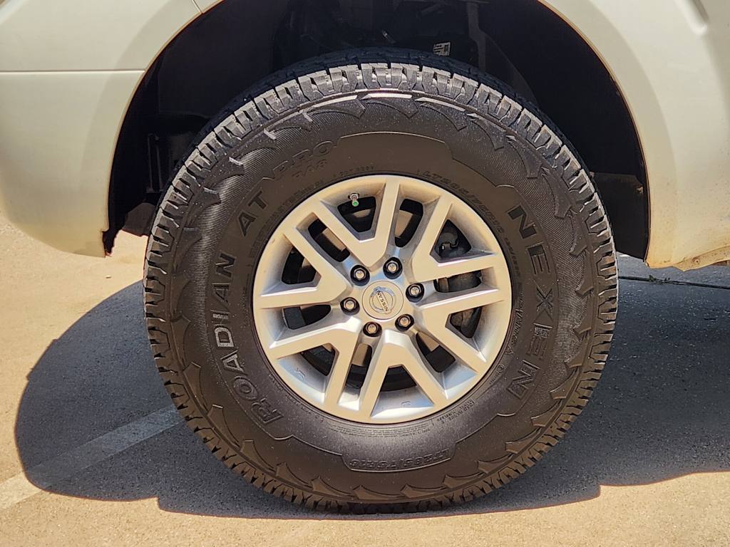 Thumbnail: 2019 Nissan Frontier - 18