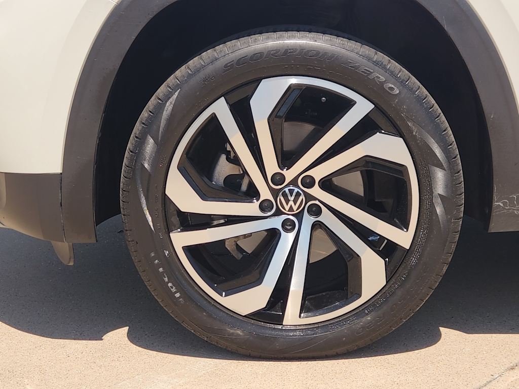 Thumbnail: 2023 Volkswagen Atlas - 22