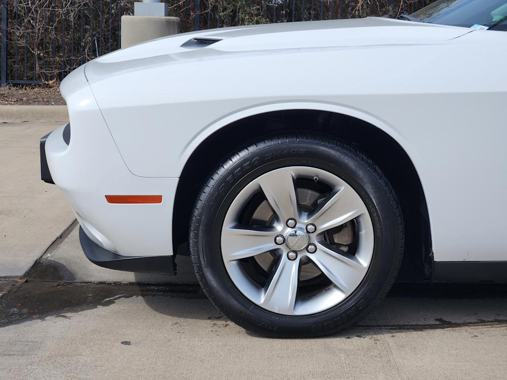 Thumbnail: 2022 Dodge Challenger - 8