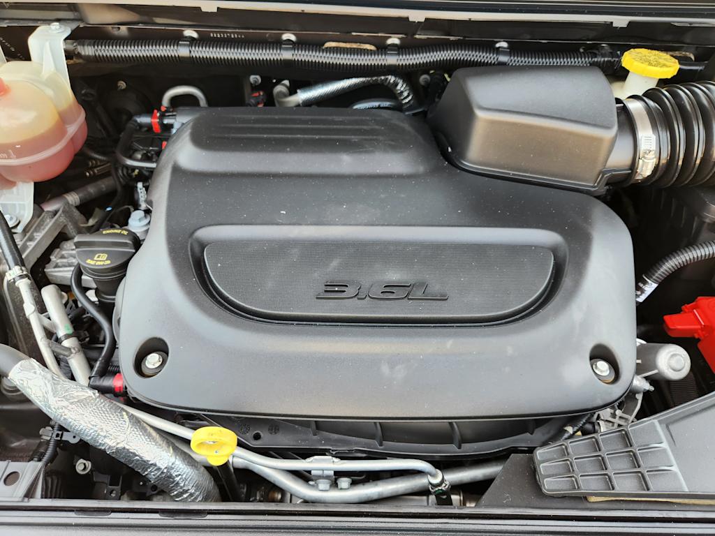 Thumbnail: 2019 Chrysler Pacifica - 8