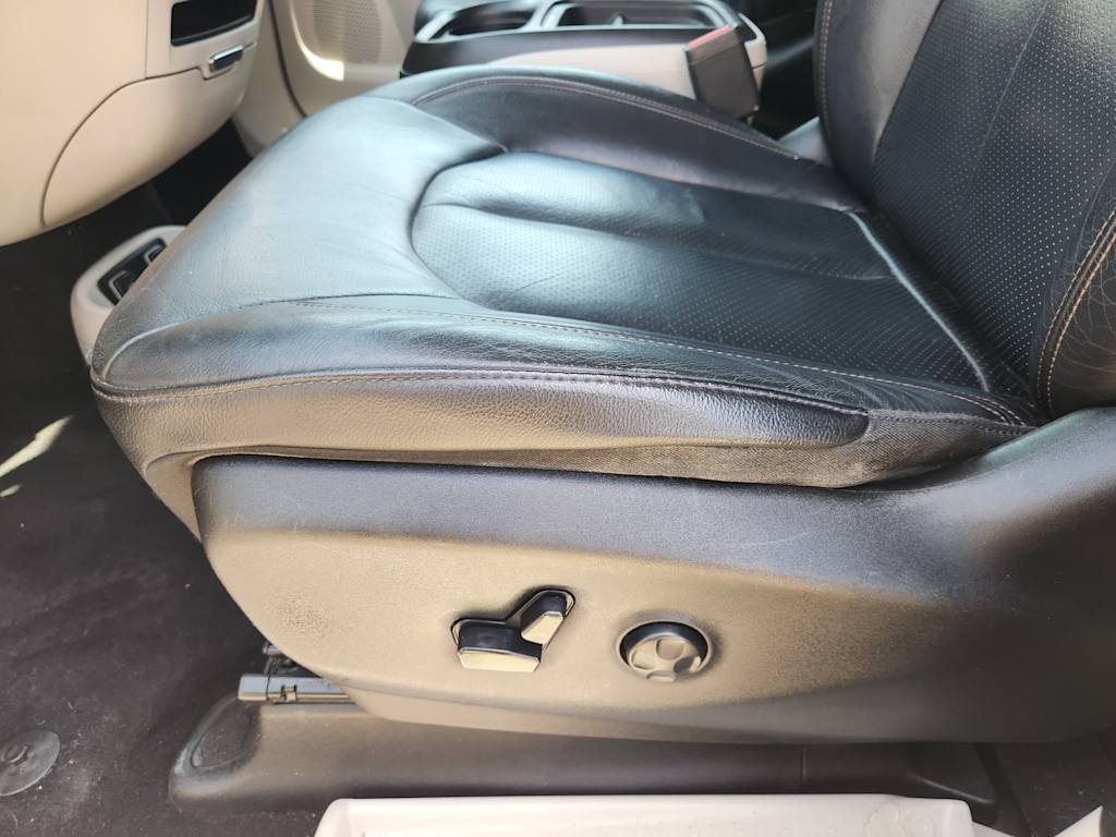Thumbnail: 2019 Chrysler Pacifica - 28