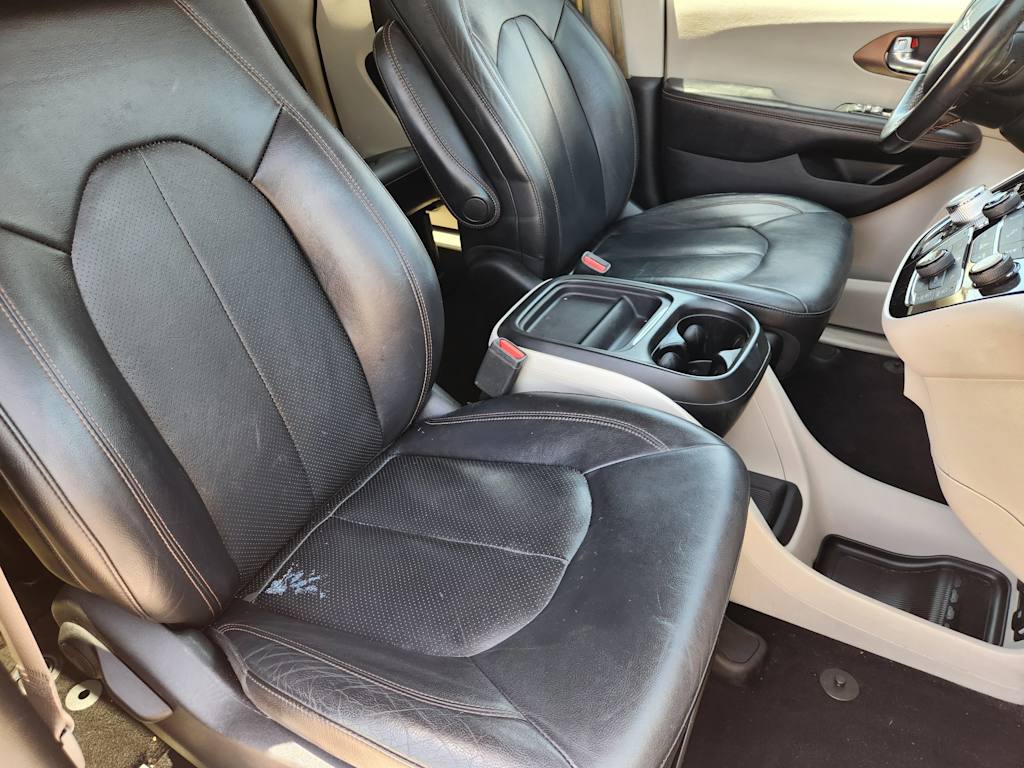 Thumbnail: 2019 Chrysler Pacifica - 11