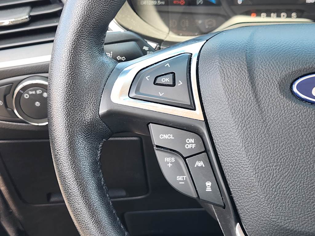 Thumbnail: 2021 Ford Edge - 31