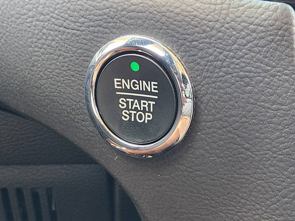Thumbnail: 2021 Ford Edge - 27