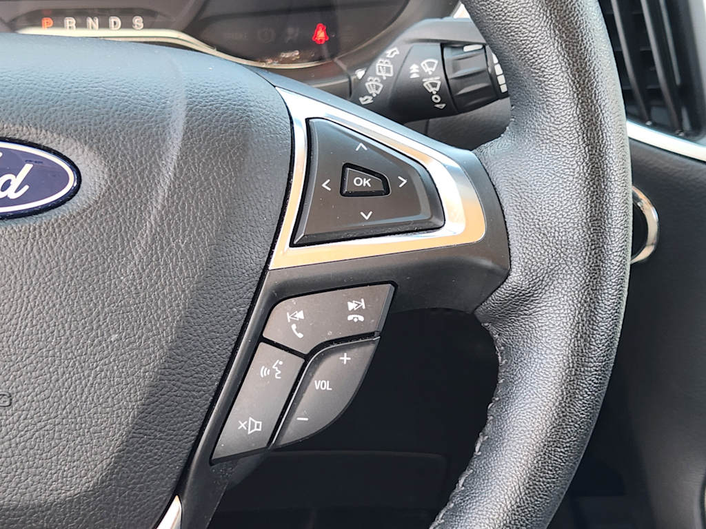 Thumbnail: 2021 Ford Edge - 32