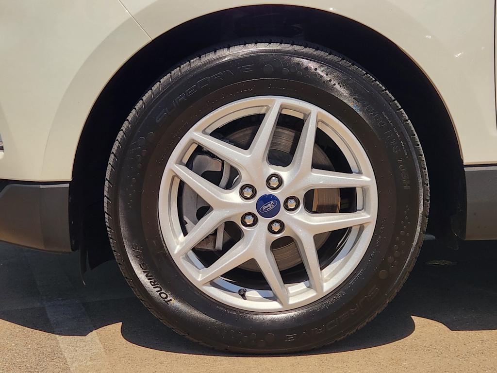 Thumbnail: 2021 Ford Edge - 22