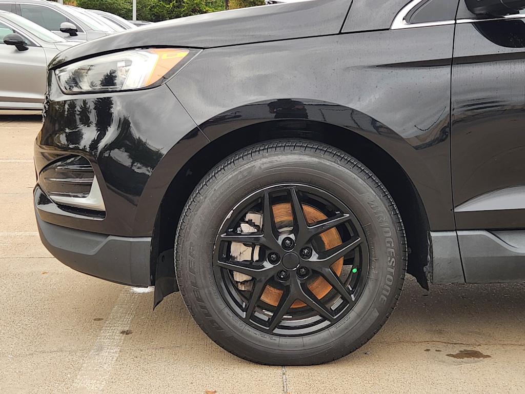 Thumbnail: 2023 Ford Edge - 8