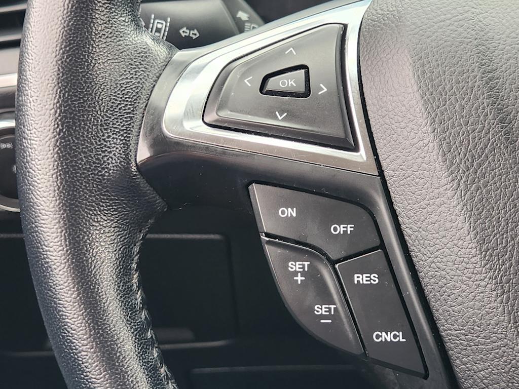 Thumbnail: 2023 Ford Edge - 31