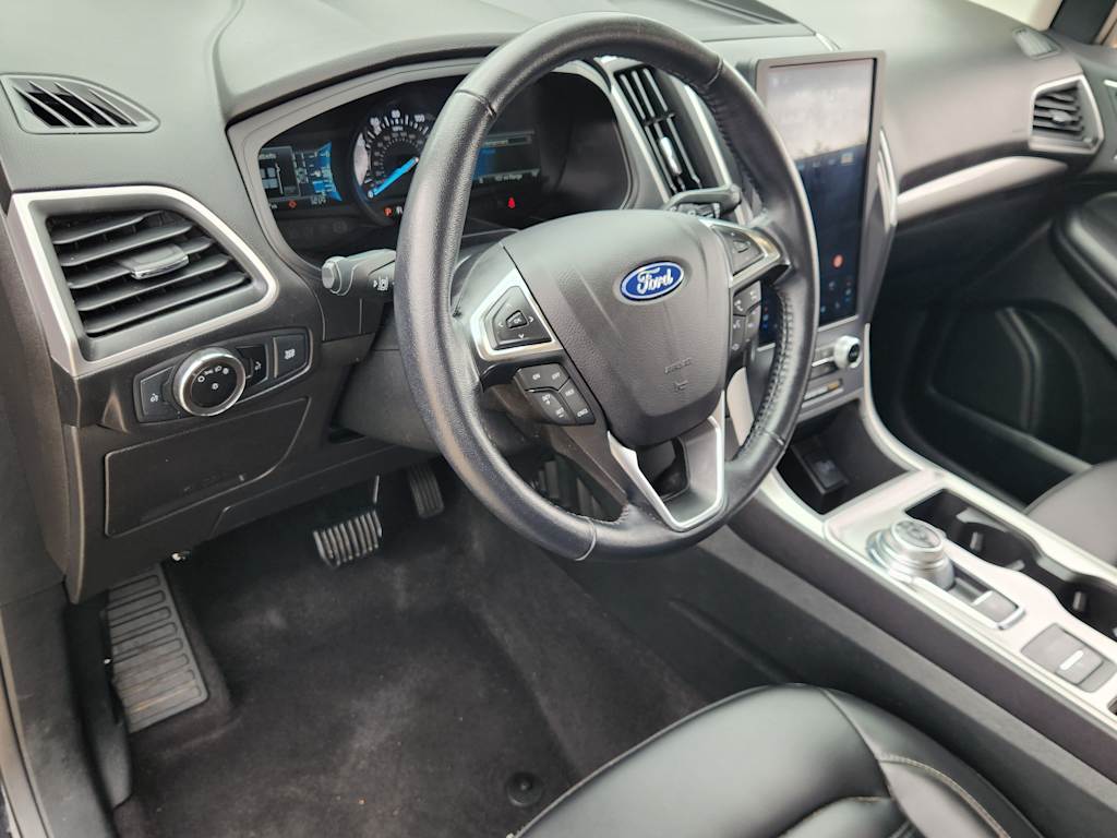 Thumbnail: 2023 Ford Edge - 2