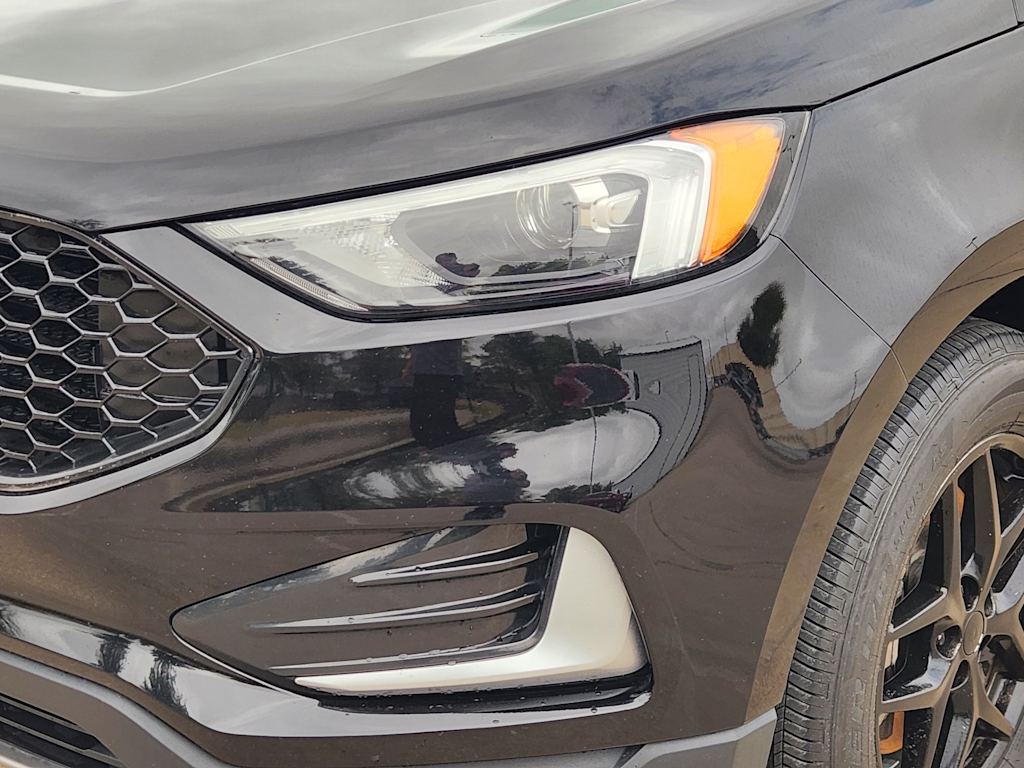 Thumbnail: 2023 Ford Edge - 23