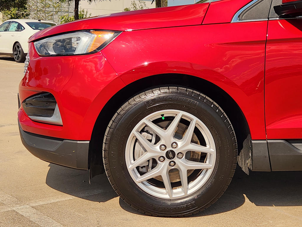 Thumbnail: 2024 Ford Edge - 8