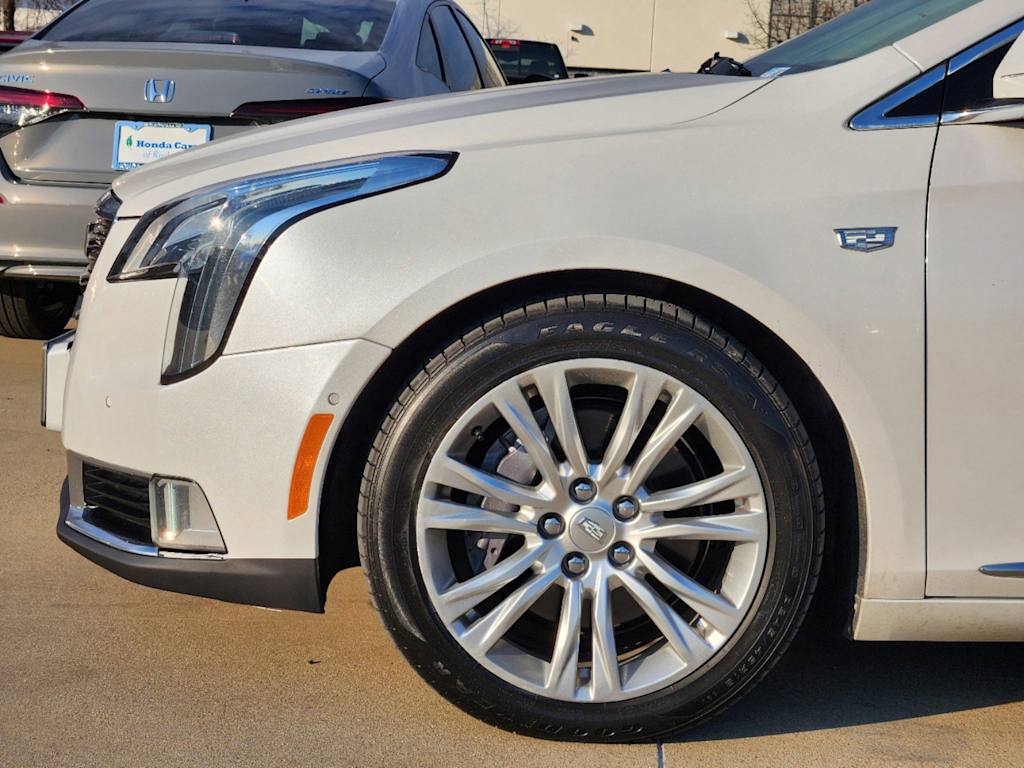 2018 Cadillac XTS Luxury 8