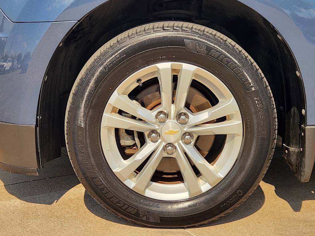 Thumbnail: 2012 Chevrolet Equinox - 22