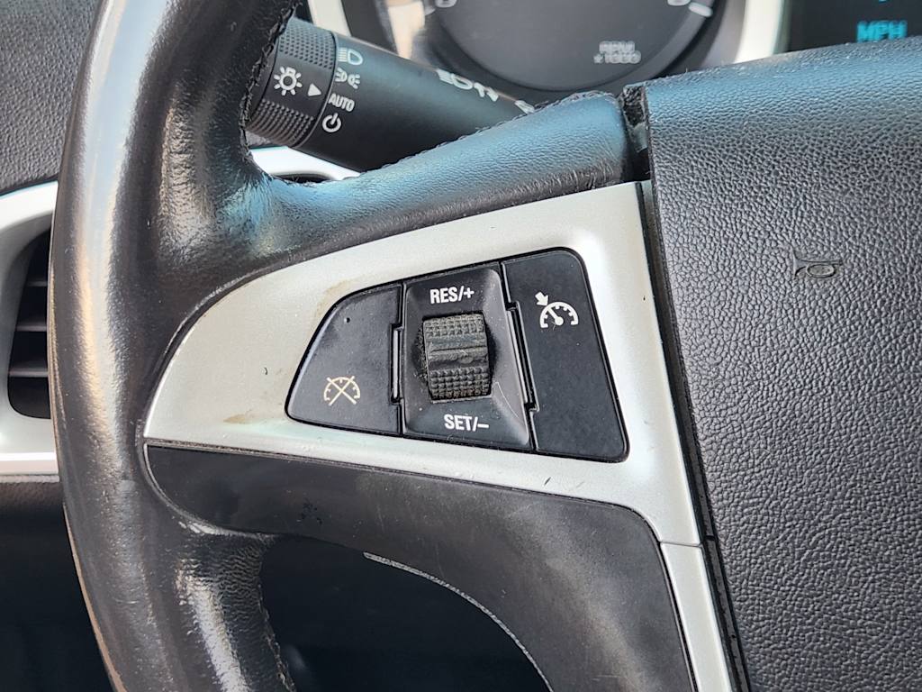 Thumbnail: 2012 Chevrolet Equinox - 32