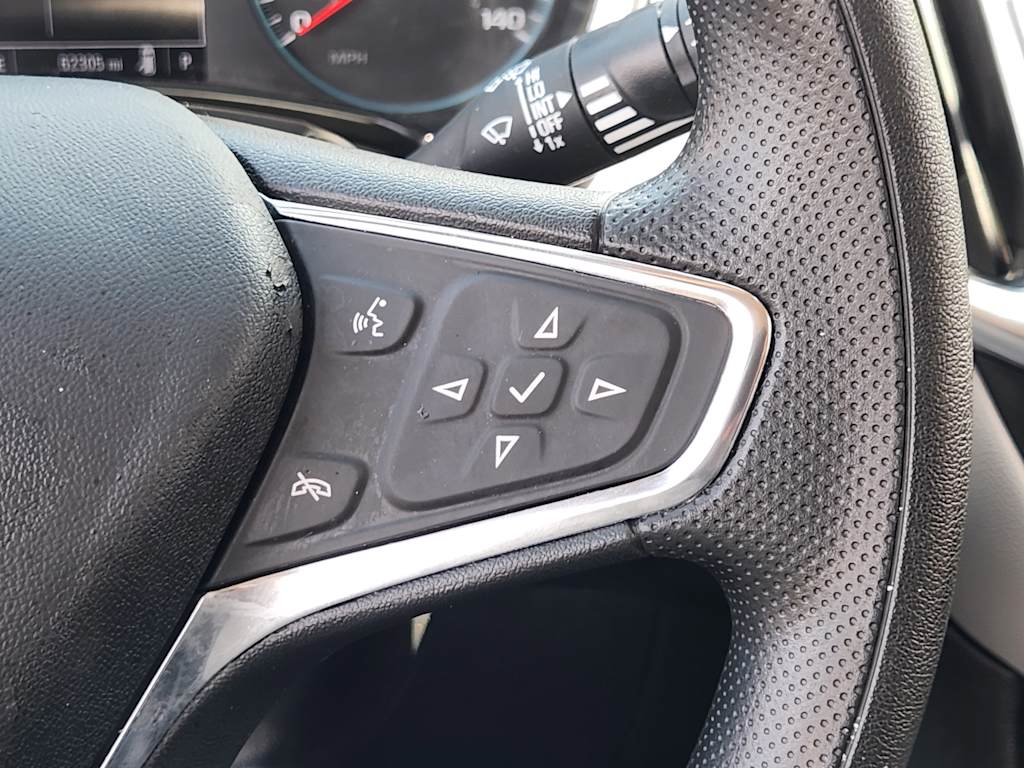 Thumbnail: 2021 Chevrolet Equinox - 32