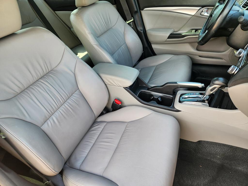 Thumbnail: 2015 Honda Civic - 12