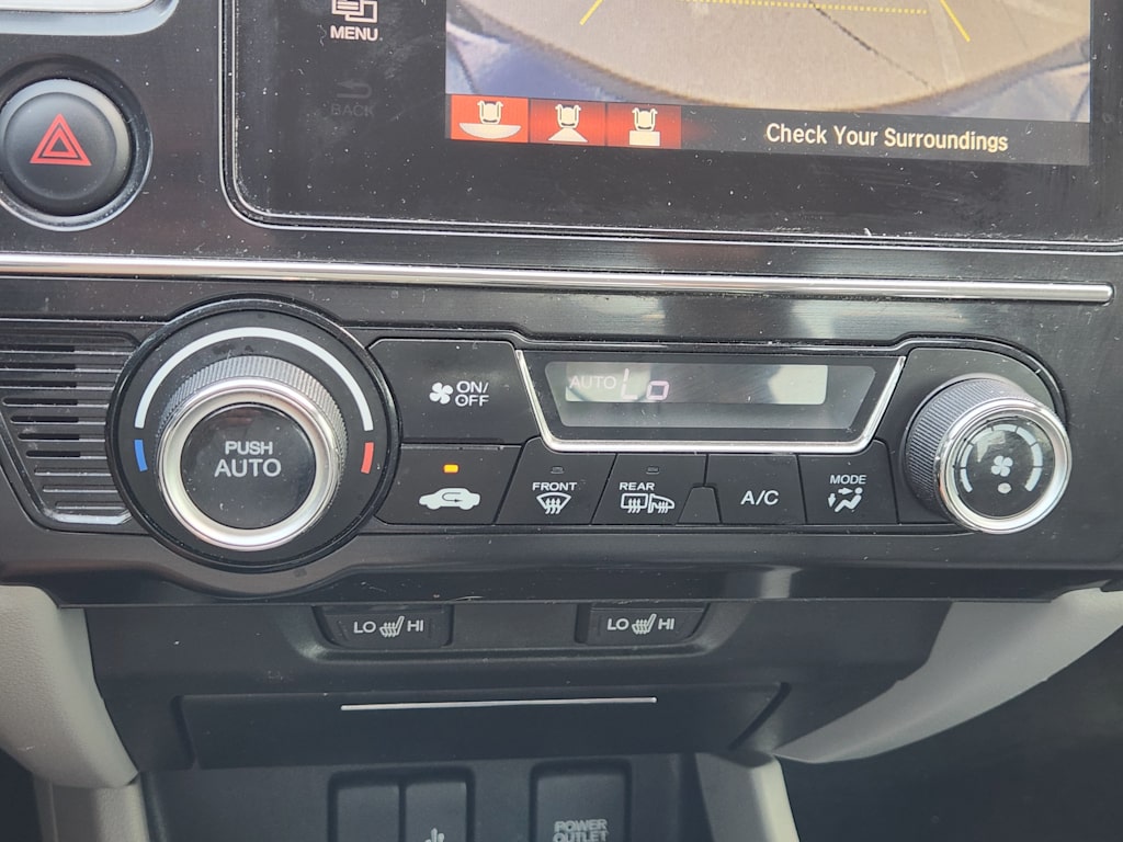 Thumbnail: 2015 Honda Civic - 26