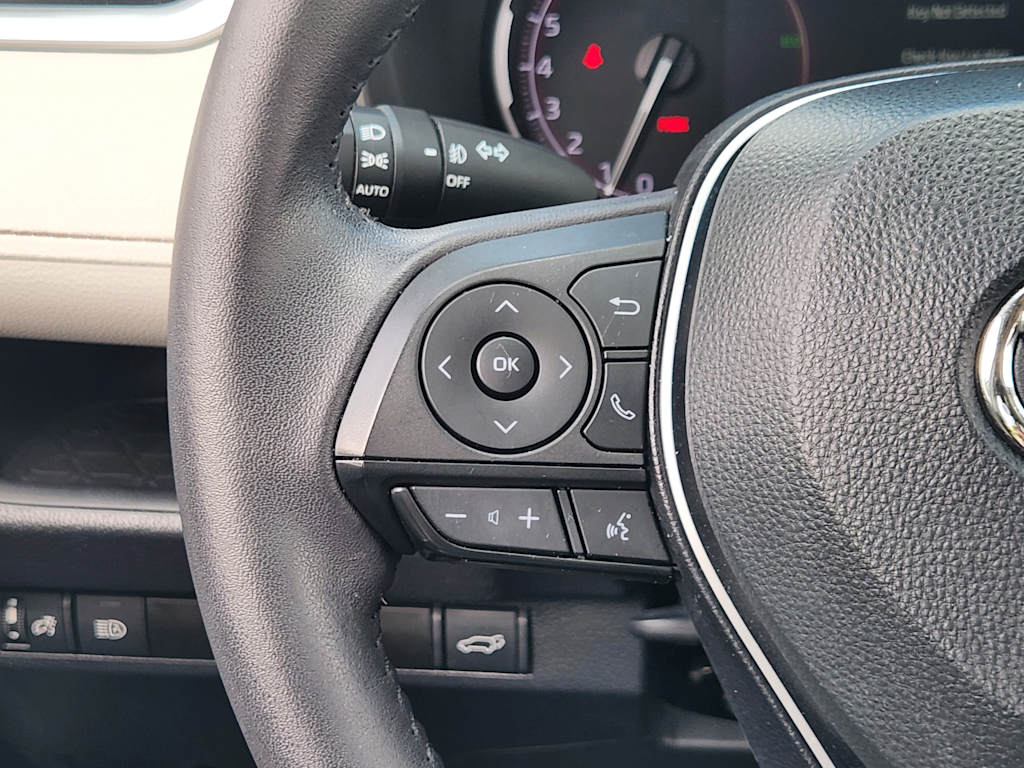Thumbnail: 2023 Toyota RAV4 - 32