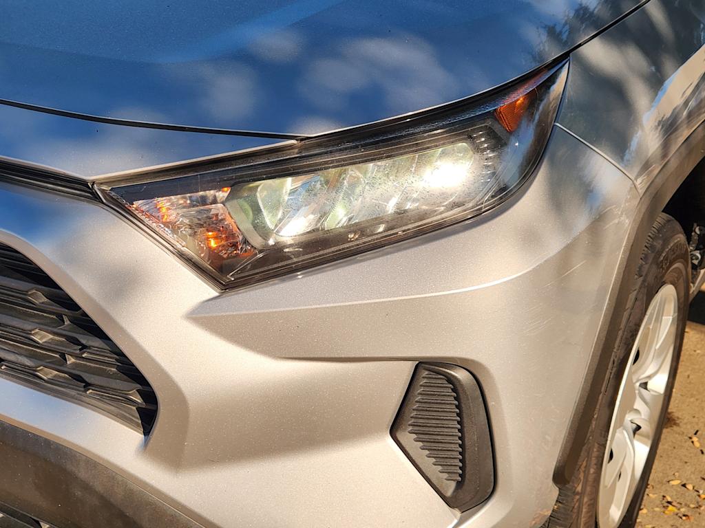 Thumbnail: 2020 Toyota RAV4 - 11