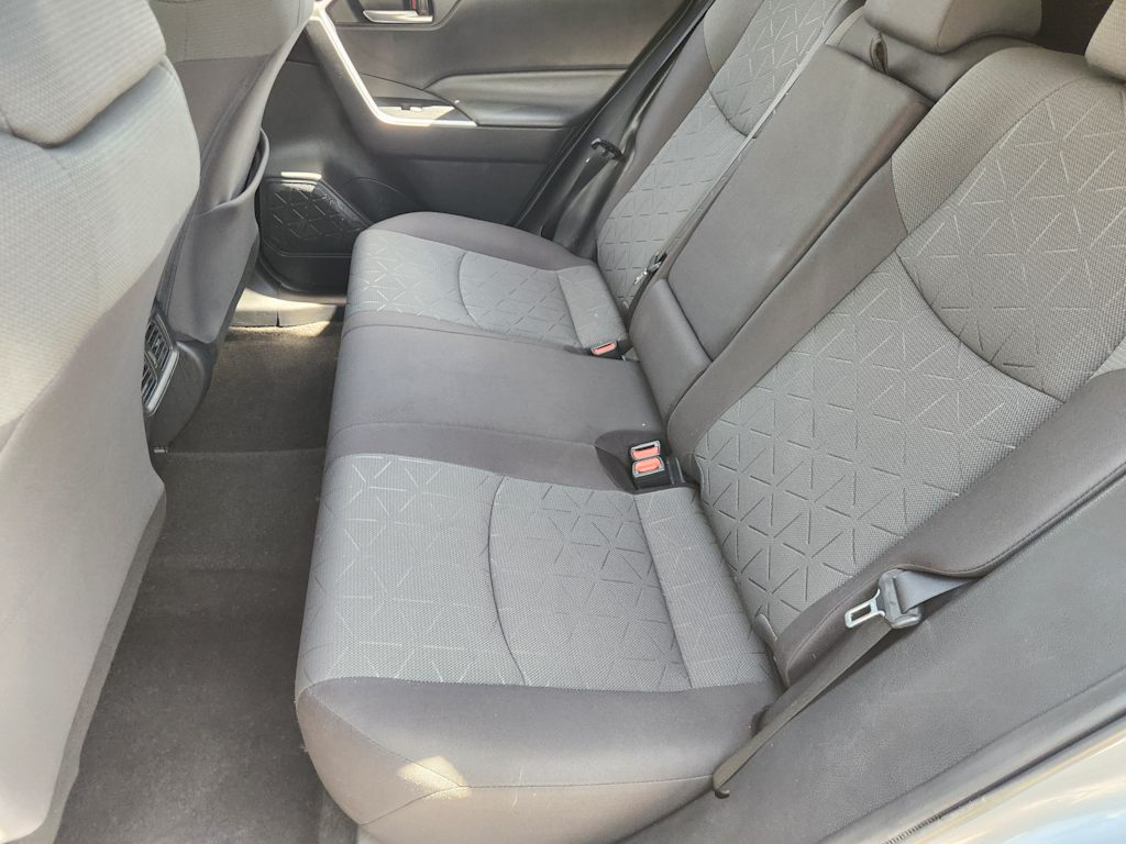Thumbnail: 2020 Toyota RAV4 - 20