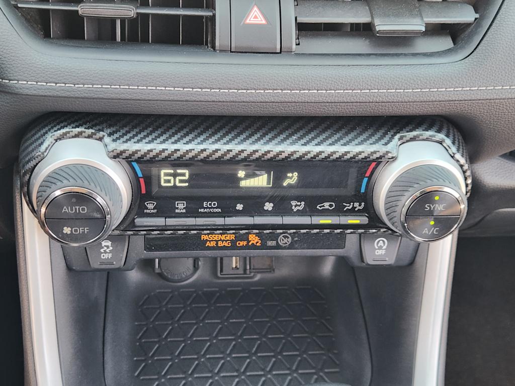 Thumbnail: 2020 Toyota RAV4 - 26