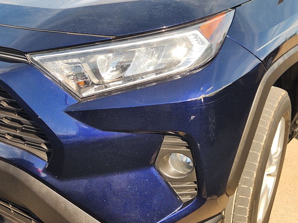 Thumbnail: 2019 Toyota RAV4 - 11