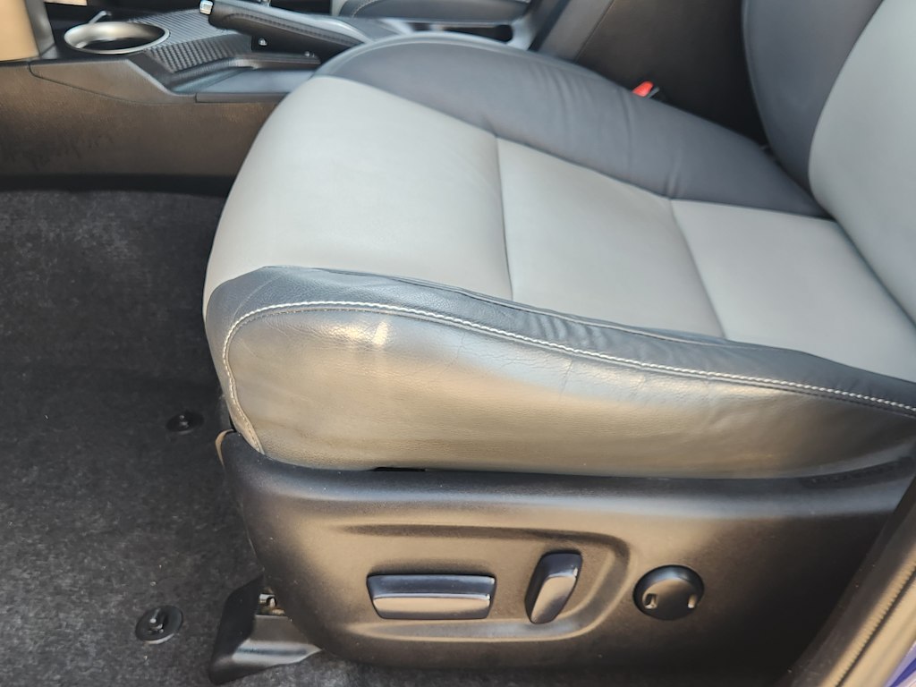 Thumbnail: 2015 Toyota RAV4 - 30