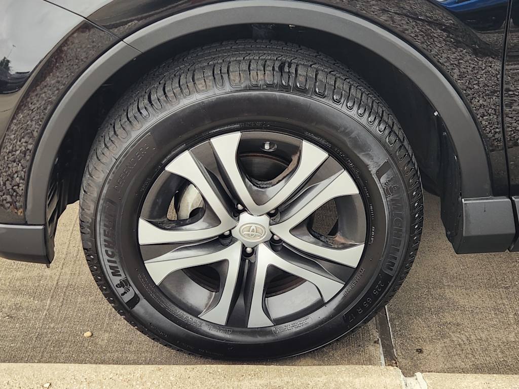 Thumbnail: 2016 Toyota RAV4 - 6