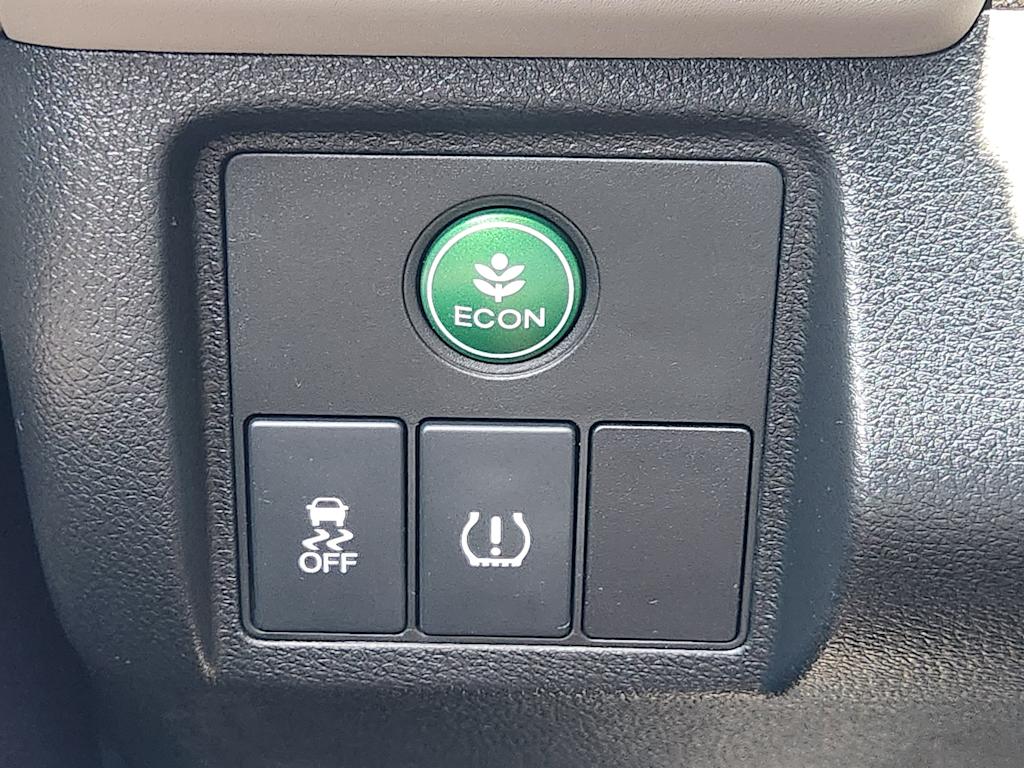 Thumbnail: 2016 Honda HR-V - 27