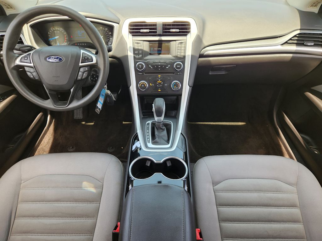 Thumbnail: 2015 Ford Fusion - 10
