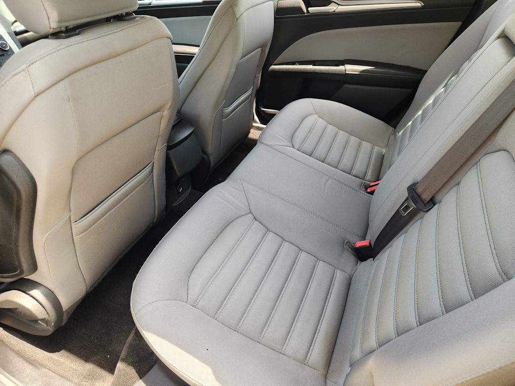 Thumbnail: 2015 Ford Fusion - 13