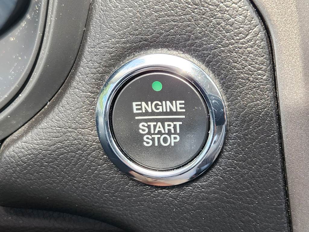 2019 Ford Fusion S 27